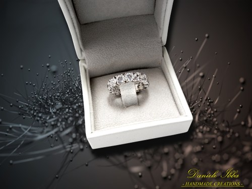 -Eternity ring-